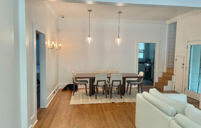 27 NE 49 ST