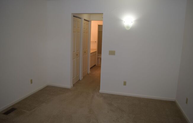 1 bed, 1 bath, 760 sqft, $1,215, Unit 401-101