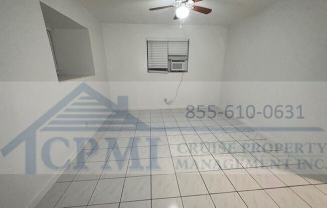 1 bed, 1 bath, 640 sqft, $1,575, Unit 11