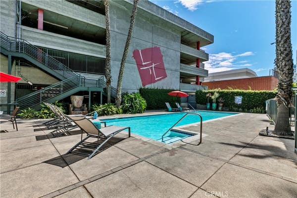 Studio, 1 bath, 790 sqft, $2,050, Unit 329