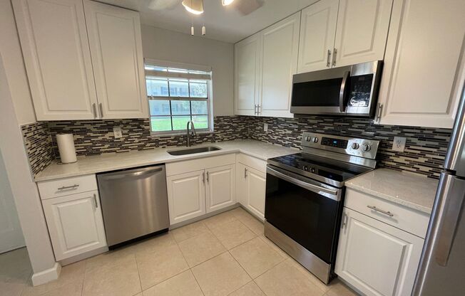 ANNUAL RENTAL - 1 Bed / 1 BATH AT POINCIANA CONDOS