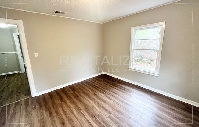 Completed Remodeled 4 Bedroom/2 Bath in Mobile!