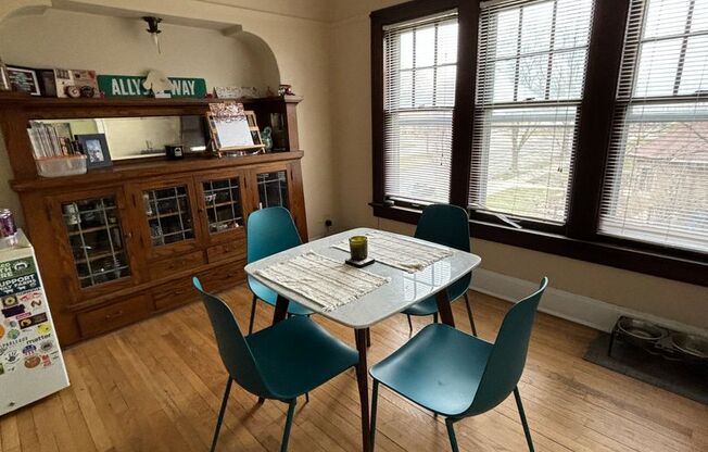 5104 W. Wisconsin Ave.