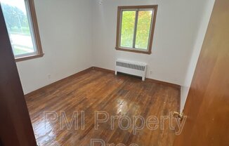1981 W VILLARD AVE