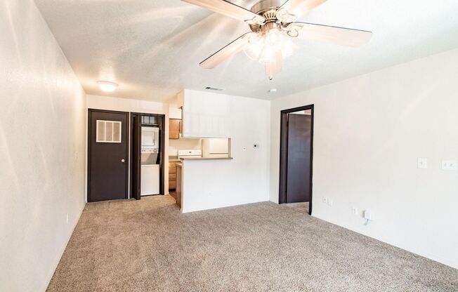 1 bed, 1 bath, 535 sqft, $819