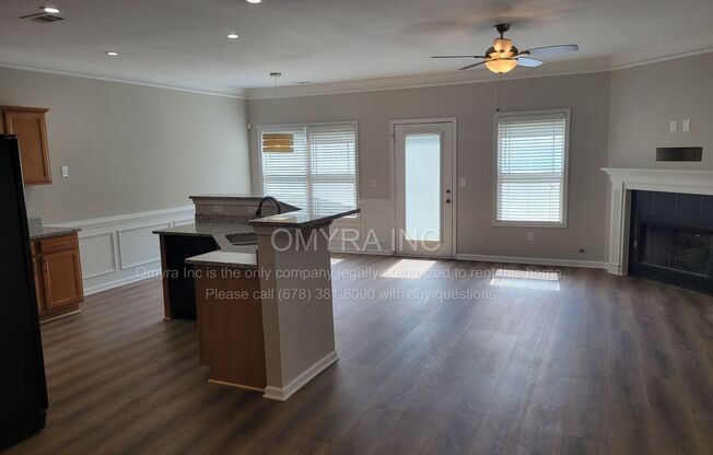 Gorgeous Home in Quiet Neighborhood with Swimming Pool in Fairburn!