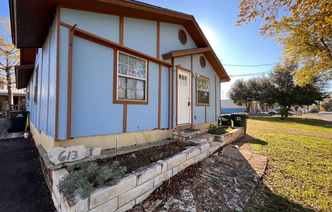 613 S LBJ Dr. 2 bed 2 bath