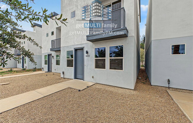 3 beds, 3.5 baths, 2,110 sqft, $3,350
