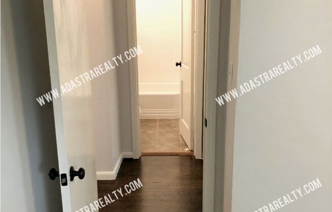 2 beds, 1 bath, $1,495