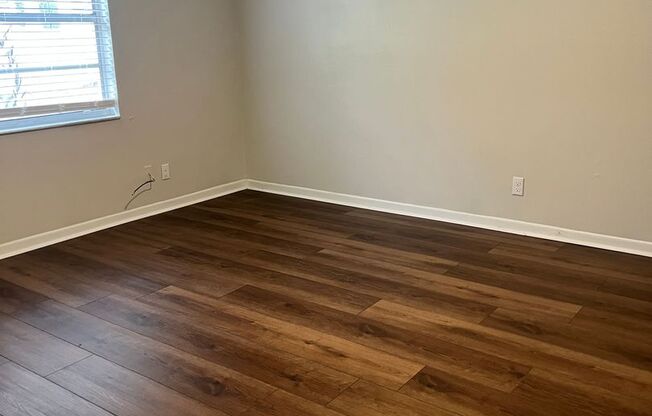 1 bed, 1 bath, 650 sqft, $1,299, Unit 2350-2