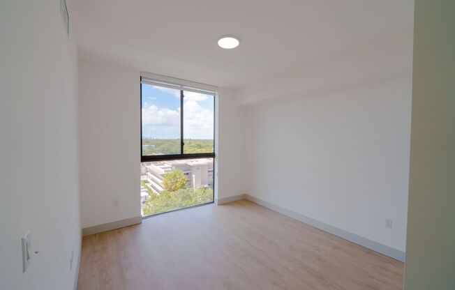 3 beds, 2 baths, 1,299 sqft, $3,600, Unit 525