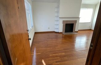 1 bed, 1 bath, 700 sqft, $1,400, Unit Unit D