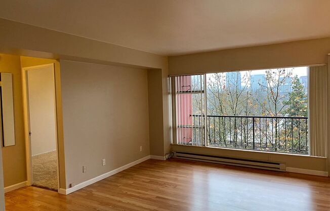 1 bed, 1 bath, 646 sqft, $1,450, Unit 403