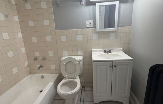 7501 S Jeffery LLC