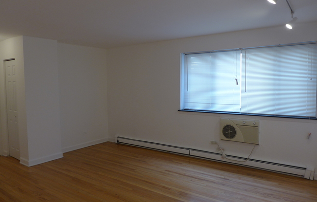 1 bed, 1 bath, 640 sqft, $1,525, Unit 317