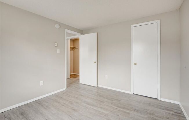 2 beds, 1 bath, 900 sqft, $1,195, Unit 1875 Johnson Road