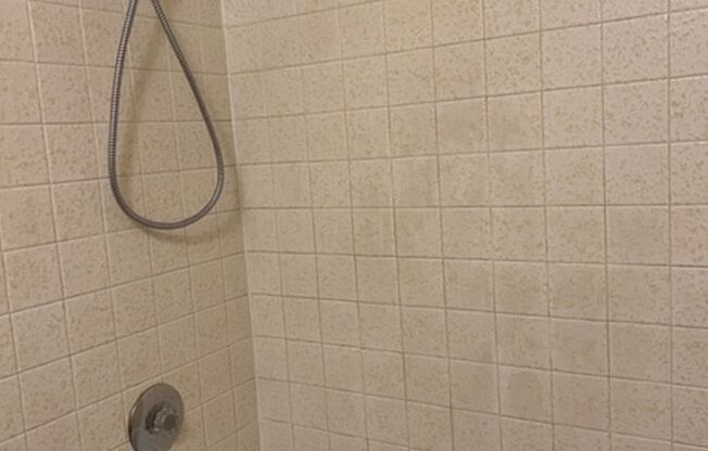 2 beds, 2 baths, $1,550