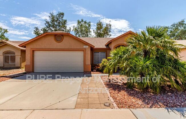 2221 N JACKSON PL