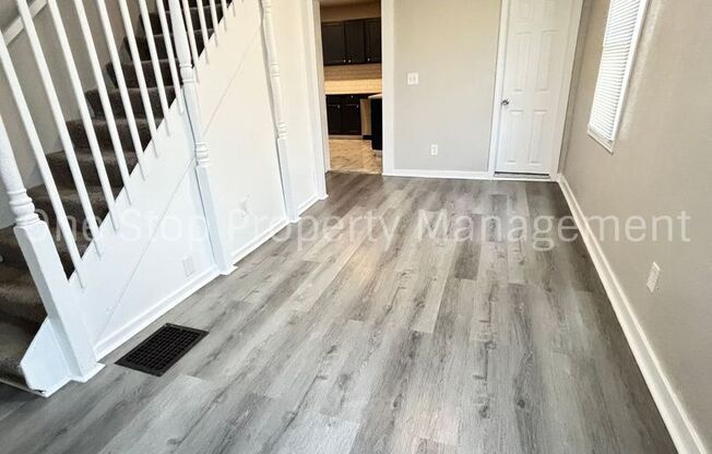 Beautiful 3 Bedroom 2 Bathroom in Kansas City!
