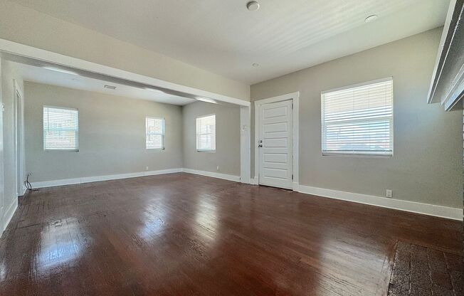2 bed w/REFRIG A/C and HUGE finished basement!