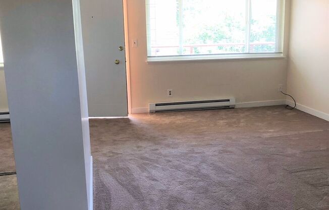 1 bed, 1 bath, 600 sqft, $1,695, Unit 10