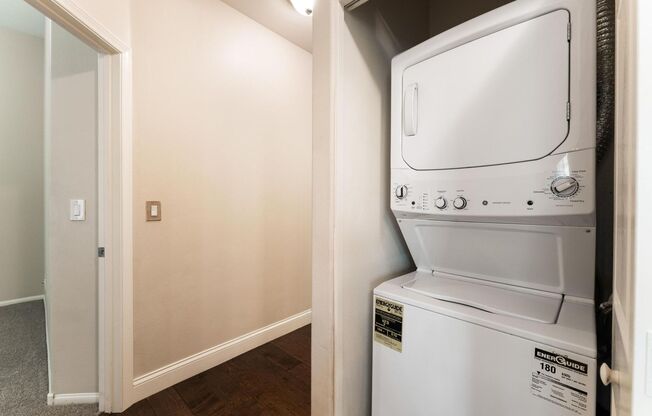 3 beds, 2 baths, $1,680