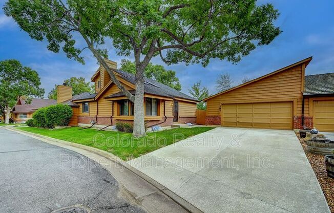 187 S DEARBORN CIR