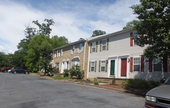 2 bedroom townhome located in Stonewall Heights for rent!