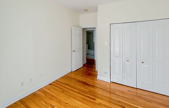 2 beds, 1 bath, 725 sqft, $2,895, Unit 857-3N