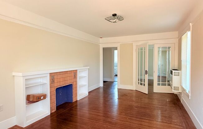 3242 Briggs Ave. (LO)