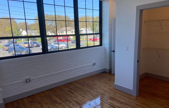 2 beds, 1 bath, 955 sqft, $1,895, Unit 209