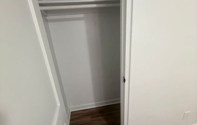 1 bed, 1 bath, 650 sqft, $1,425, Unit 70-A4