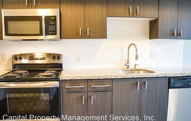 411 SE 14th Ave.
