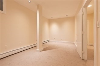 3 beds, 2 baths, 1,270 sqft, $4,100, Unit 1