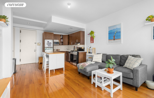 765 PARK PL