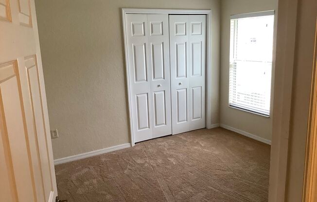 Charming 4-Bedroom, 2-Bath Home for Rent – Marion Oaks!