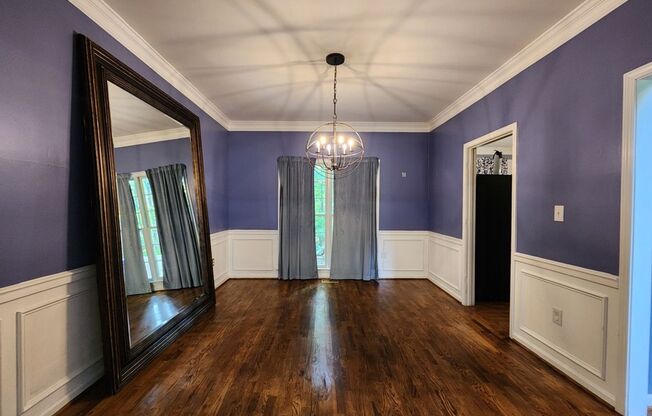 Stunning 4-Bed, 3-Bath Home in Prestigious Walker's Ridge