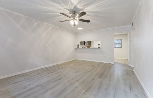 121 DANUBE AVE
