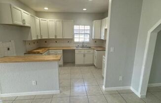 3 beds, 2 baths, $2,700