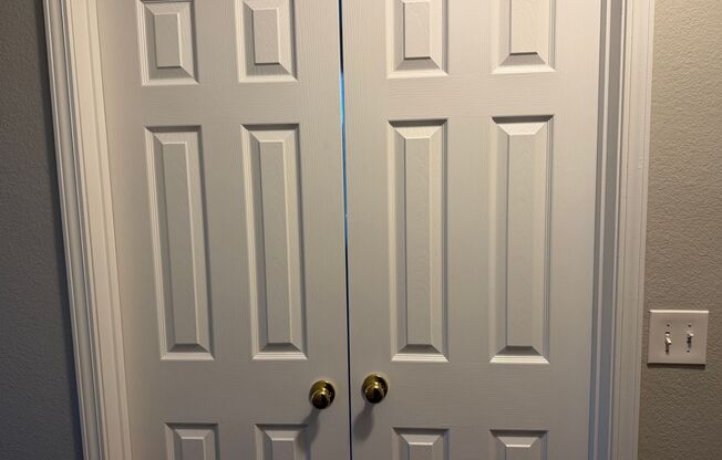 1 bed, 1 bath, $2,100, Unit # 722