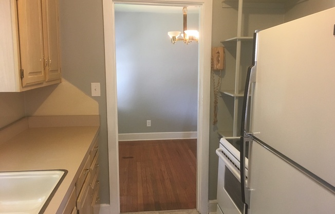 3 beds, 2 baths, $1,375