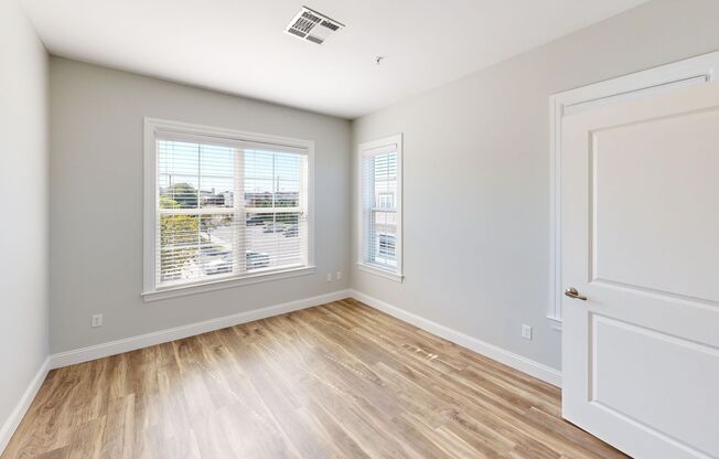 1 bed, 1 bath, 775 sqft, $2,350, Unit 2211