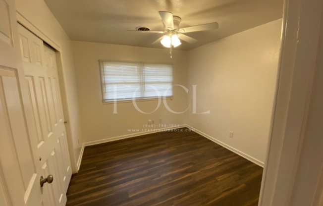 3 beds, 2 baths, $1,300