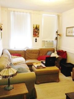 2 beds, 1 bath, $3,700, Unit 5F