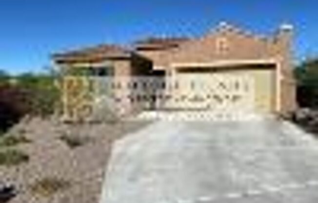 Luxury Living in Oro Valley $2800.