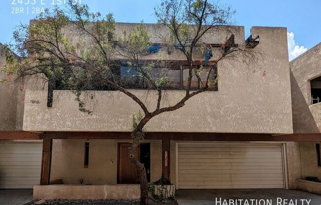 2453 E 1 ST