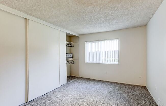 1 bed, 1 bath, 700 sqft, $2,077, Unit Unit 06D