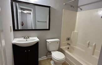 2 beds, 2 baths, $1,300