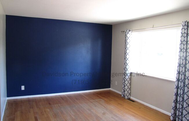 Updated 5 Bedroom House in Central Colorado Springs