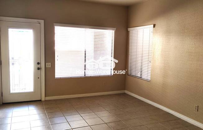 2035 South Elm Street  Unit 122